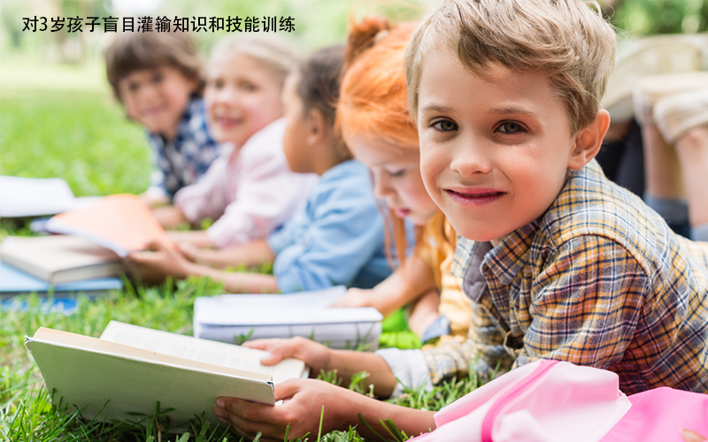 3岁就能背很多唐诗的孩子真的是神童吗？